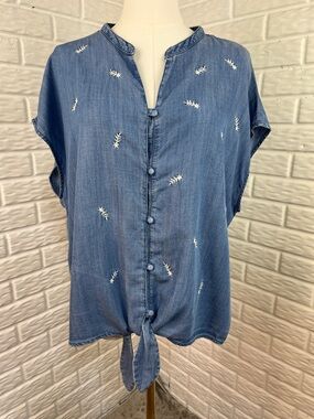 SAKS FIFTH AVENUE CHAMBRAY EMBROIDERED WAIST TIE SHORT SLEEVE TOP SZ XL
